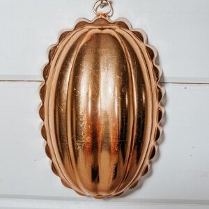 Vintage Oval Scalloped Aluminum Copper Mold | Copper Kitchen Mold